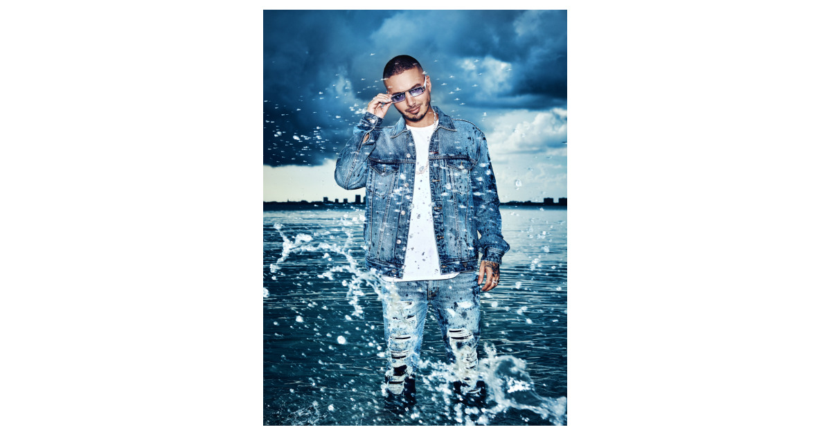 Fashion: GUESS?, Inc. announces the return of global music superstar and  fashion icon, J Balvin with GUESS Originals x J Balvin Amor collection and  campaign - adobo Magazine Online