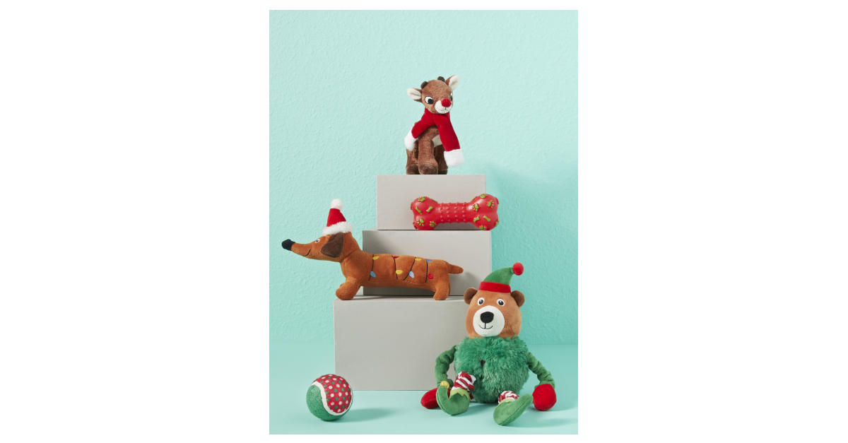 PetSmart Unveils New Ways to Celebrate the Holidays with Pets Including Holiday Toys Treats and a Visit from Santa Business Wire