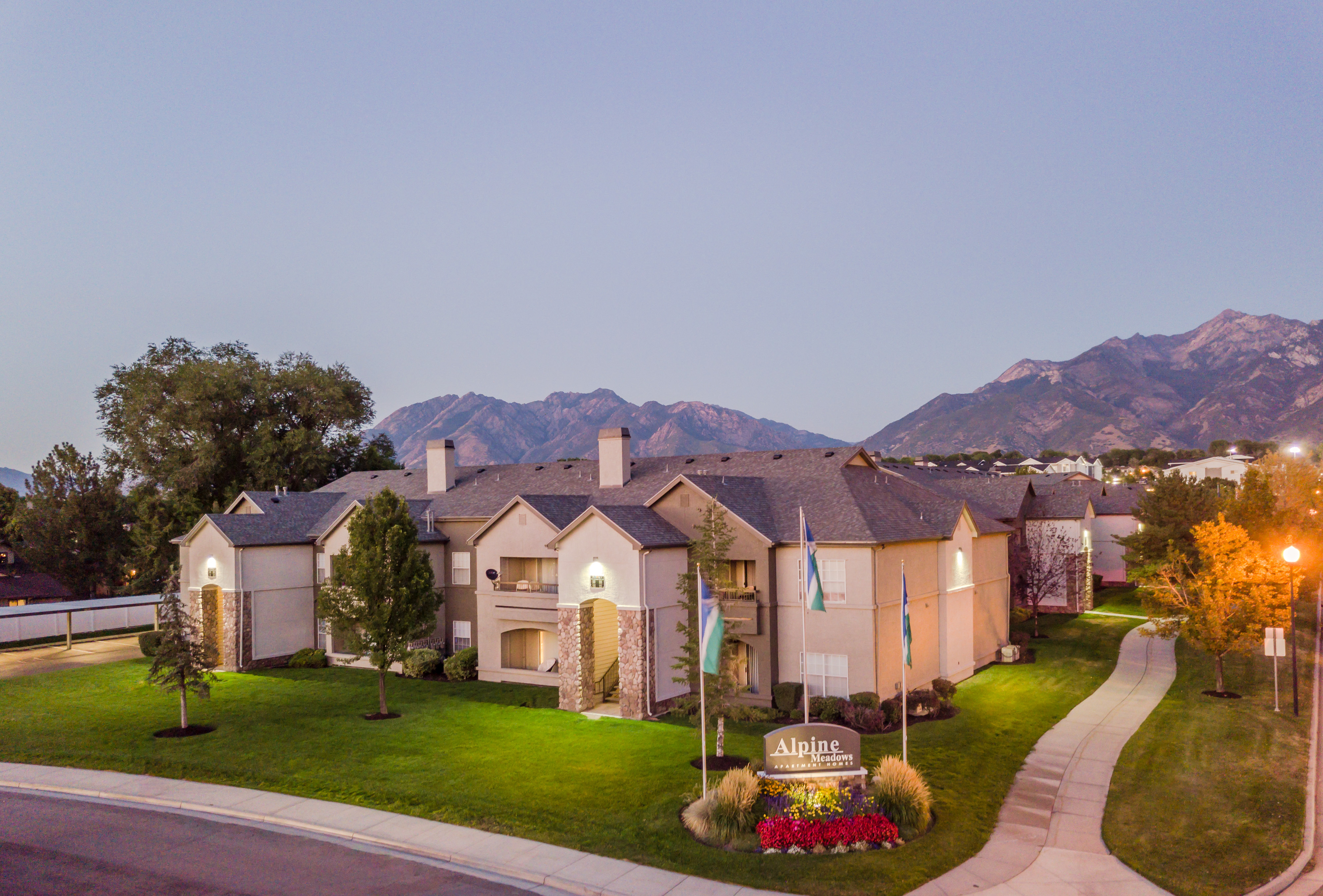 Kennedy Wilson Acquires 222-Unit Multifamily Property in Salt Lake City,  Utah, for $49 Million | Business Wire