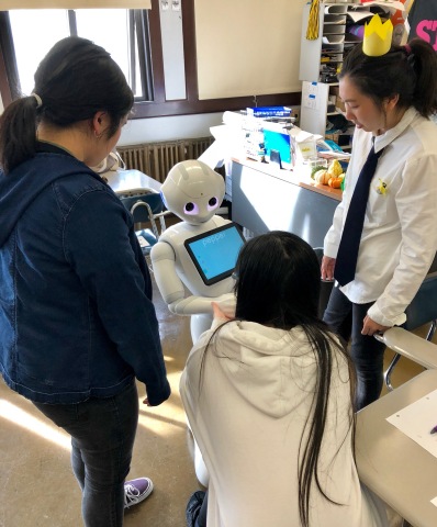 SoftBank Group brings cutting-edge robotics to students in North America (Photo: Business Wire)