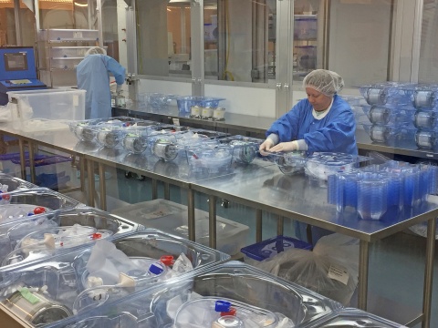ALung’s artificial lung technology, the Hemolung RAS, is manufactured in the company’s state-of-the-art facility in Pittsburgh, Pennsylvania. (Photo: Business Wire)