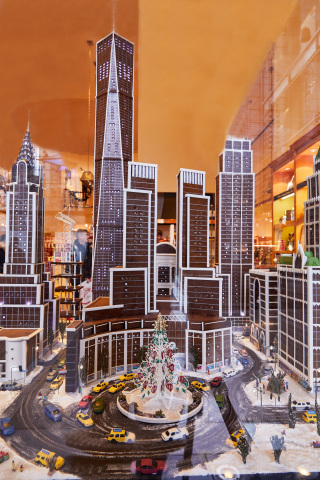 Gingerbread City a NYC Skyline Replica Presented By Williams Sonoma and StreetEasy (Photo: Business  ... 