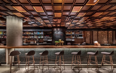 For the first time in the U.S., Starbucks will debut the Arriviamo Bar, serving coffee and tea infused signature cocktails inside the Starbucks Reserve Roastery New York. (Photo: Matthew Glac Photography)