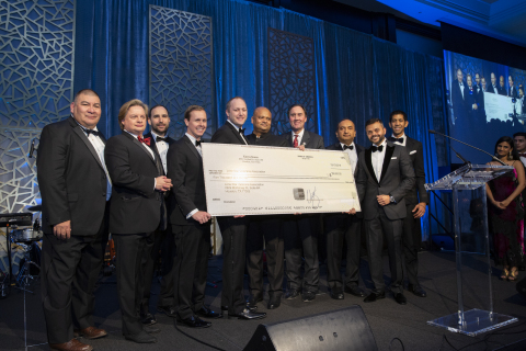 Swapnil Agarwal donating $15,000 to Lone Star Veterans Association (Photo: Business Wire)