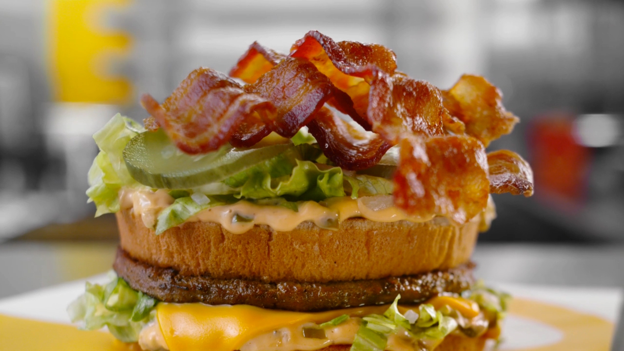 McDonald’s First-Ever Bacon Hour on January 29 from 4-5 p.m. (local time) at participating restaurants nationwide. An hour long celebration of bacon’s arrival to the Classics where customers will be able to get FREE bacon on the side with anything on the menu. 