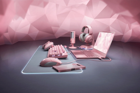 Razer Blade Quartz pink edition peripherals (2019) (Photo: Business Wire)