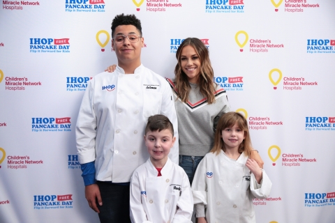 Jana Kramer, actress and country music superstar, served as a Pancake Panelist during the IHOP Kid Chef team event in Los Angeles, California. Kramer is joined by the annual competition’s three finalists, (from left) Coleman Giles, 15, Brody Simoncini, 6, and Nellie Mainor, 8, all treated at a Children’s Miracle Network Hospital. The event kicked off the IHOP Free Pancake Day -- Flip it Forward for Kids campaign, which happens Tuesday, March 12 and aims to raise $4 million for children’s hospitals. (Photo: Business Wire)