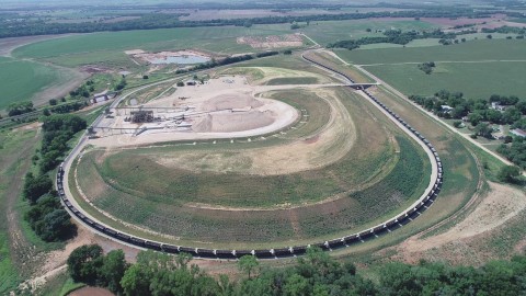 Dolese Bros. Co.'s White Eagle sand facility has a plant production capacity of more than 1,000 tons per hour of concrete sand. Currently, the company can load a 93-car unit train in under four hours on its loop track. (Photo: Business Wire)