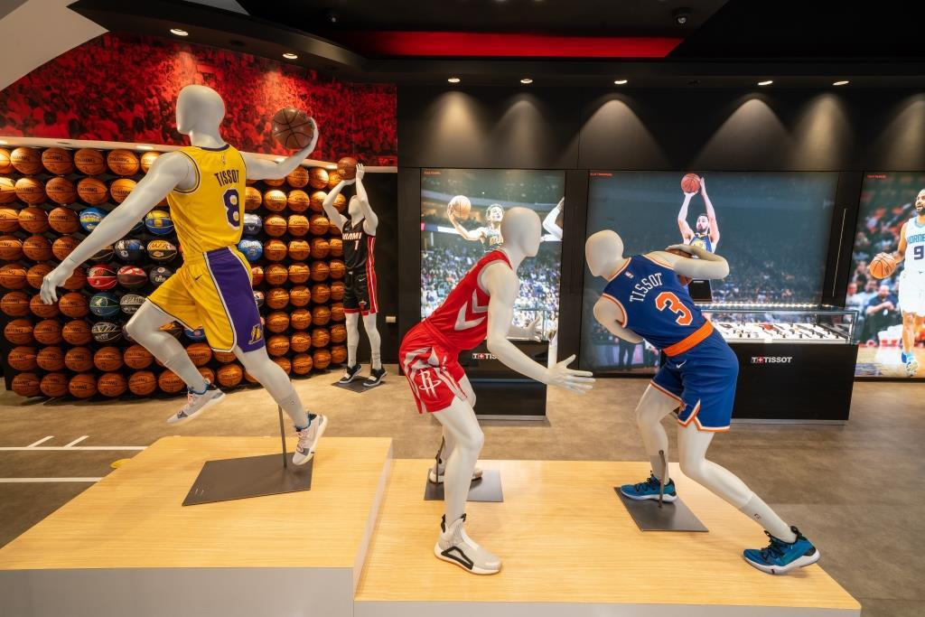 cura Microprocesador loseta Tissot Opens Basketball Concept Store in New York City | Business Wire