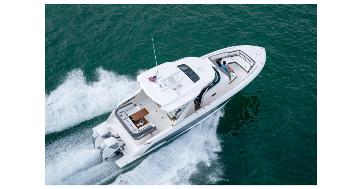 Tiara Sport Introduces Volvo Penta and Seven Marine Integrated Outboard