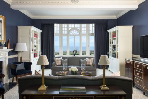 Trump Turnberry, A Luxury Collection Resort One Bedroom Suite (Photo: Business Wire)