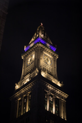 Looking up at the Marriott Vacation Club Pulse at Custom House lit in brilliant blue for OSRAM and Boston Children’s “Shine Your Light for Boston Children’s Hospital” event. PHOTO: Boston Children’s Hospital