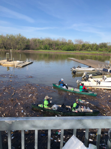 Earth Day cleanup with CWP in the Anacostia (Photo: Business Wire)