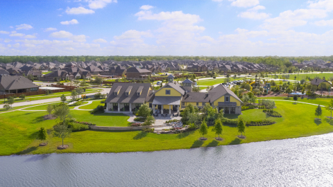Johnson Development had six communities on lists of the 50 top-selling master-planned communities in the nation, including Sienna Plantation, which was the best-selling community in Texas in 2018. No other developer has had as many communities on the reports, released this year by John Burns Real Estate Consulting and Robert Charles Lesser & Co. (RCLCO). (Photo: Business Wire)