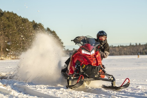 The all-new INDY® XC 137 brings high-performance riders the ultimate in handling and versatility, along with a premium Walker Evans® shock package. (Photo: Business Wire)