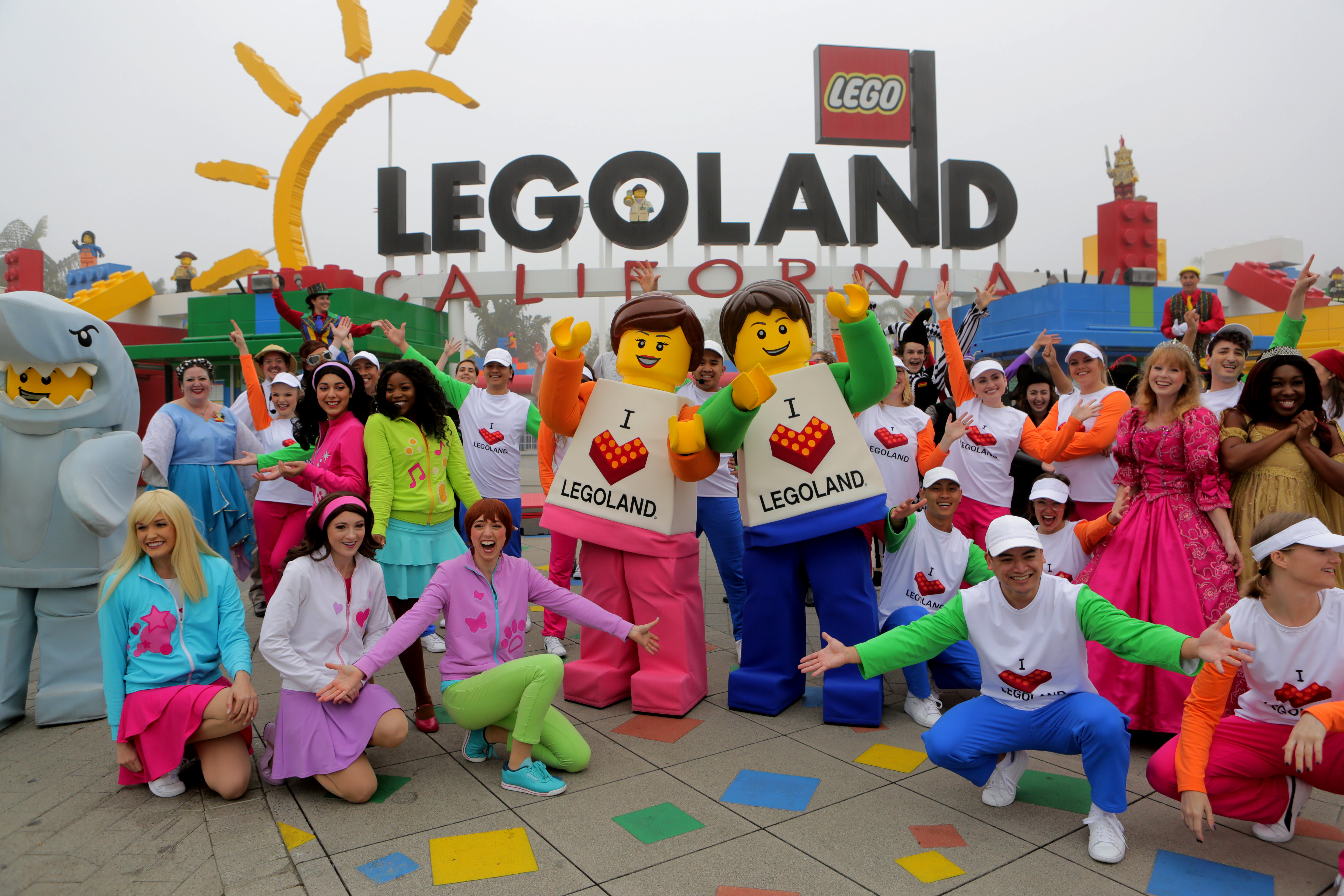 Algebraisk pølse Uddrag North America's First LEGOLAND® Theme Park Turns 20 as LEGOLAND® California  Celebrates a Bricktacular Birthday! | Business Wire