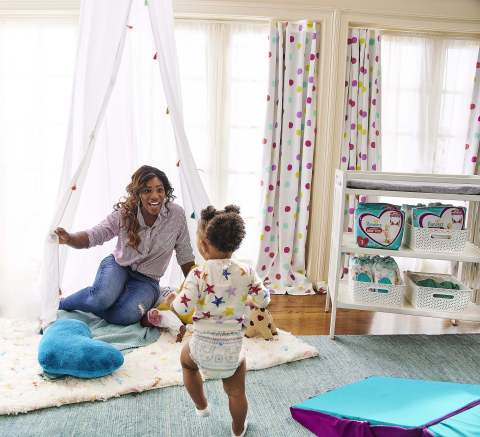 Pampers & Serena Williams unite to encourage parents to unleash their active babies with the help of new Cruisers 360 FIT diapers - designed to keep up with every wild move a baby makes. (Photo: Business Wire)