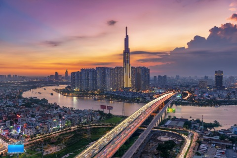 Compass Offices has unveiled its premium business centre on the 72nd floor of Vincom Landmark 81 in  ... 