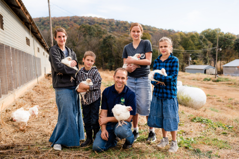 Shenandoah Valley Organic co-founder, Corwin Heatwole & family. (Photo: Business Wire)