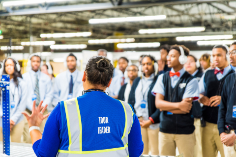 KIPP Columbus students tour an Amazon fulfillment center as part of Amazon Future Engineer robotics grant program. (Photo: Business Wire)