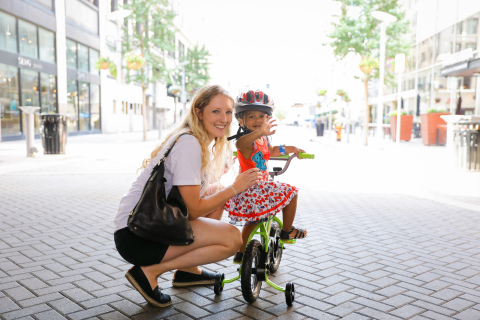 Huffy and Together We Rise have partnered to donate bikes to foster families across the US to encourage family togetherness and bonding as they hit the road, trail or bike path. (photo courtesy of Together We Rise)