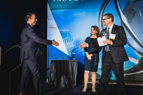 TCF Bank's chief information officer, Tom Butterfield, accepts the 2019 CIO of the Year ORBIE Award in the Large Enterprise category from the Twin Cities CIO Leadership Association. (Photo: Twin Cities CIO Leadership Association)