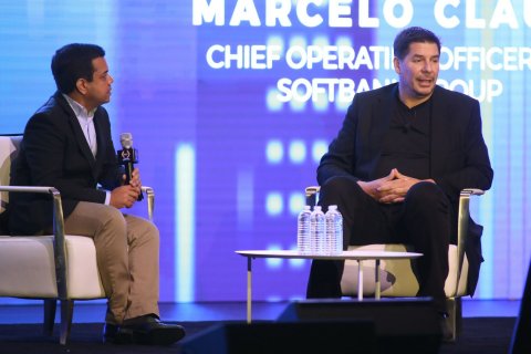 General Partner at Pegasus Tech Ventures, and Chairman of Startup World Cup, Anis Uzzaman (left), moderating a fireside chat with Marcelo Claure (right), COO of SoftBank Group, and Chairman of Sprint (Photo: Business Wire)