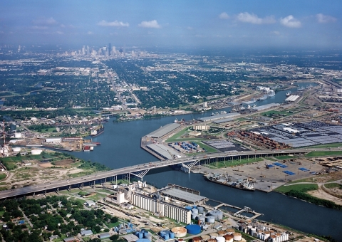 Houston Ship Channel (Photo: Business Wire)