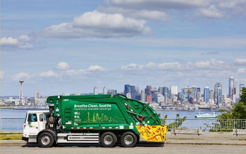 Now serving Seattle neighborhoods and businesses, the cleanest fleet in the City's history includes 91 Waste Management trucks powered by renewable natural gas - gas from garbage - plus 10 electric support vehicles. (Photo: Business Wire)
