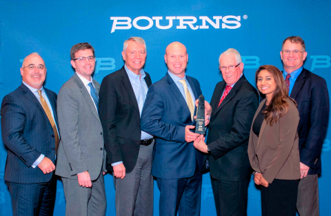 Mouser Electronics receives the 2018 e-Commerce Distributor of the Year award from Bourns. Pictured ... 