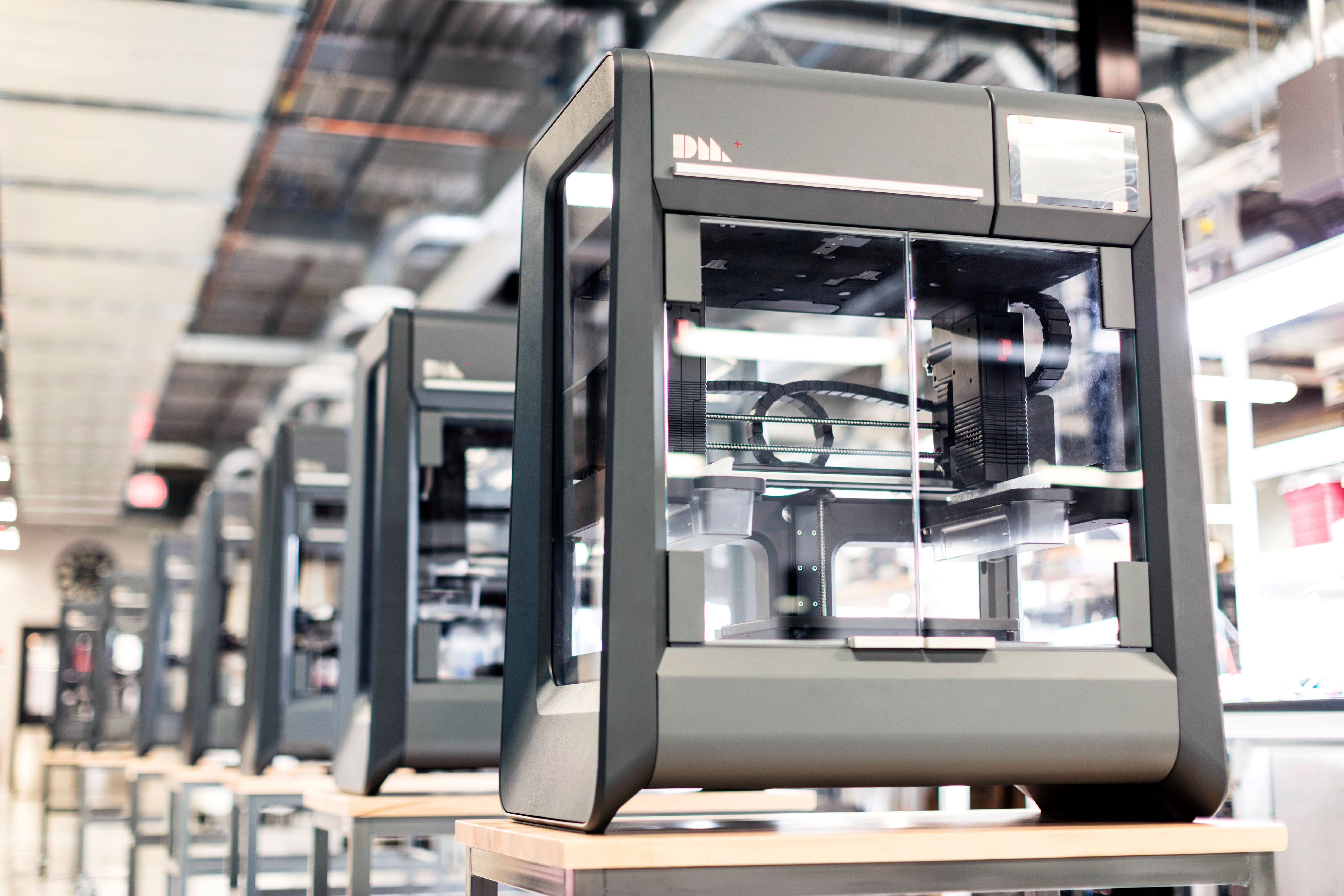 Desktop Metal livre dès maintenant le premier système d'impression 3D métal  compatible au bureau à plusieurs entreprises européennes