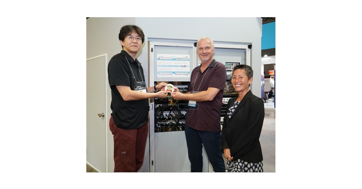 Ixia, a Keysight Business, Honored with Two Best of Show Awards at