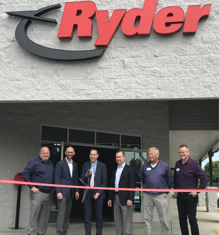 Ryder executives and employees, along with the Mayor of Marysville, Jon Nehring, during the ribbon cutting ceremony in Marysville, WA. (Photo: Business Wire)