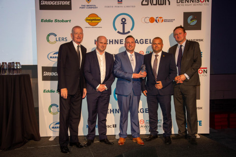 Freightliner Commercial Managers Richard Smith and Richard Stapleton, third and fourth from left, receive the Rail Freight Operator of the Year Award from (L-R) host Steve Davis; Jamie Hartles, CEO of sponsors Howard Tenens; and Robert Jervis, Logistics Portfolio Director of Clarion Events. (Photo: Business Wire)