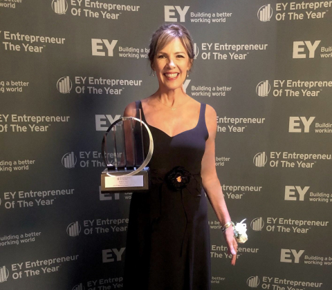 EY announced that Sleep Number Corporation's President & CEO, Shelly Ibach, received the Entrepreneur Of The Year® 2019 Award in the Heartland. (Photo: Business Wire)