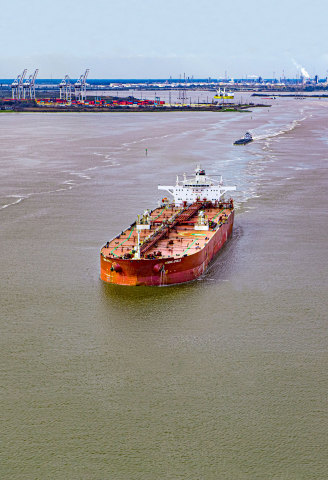 Vessel activity along the Houston Ship Channel. (Photo: Business Wire)