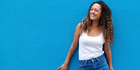 Hair care tips for naturally curly hair (Photo: Business Wire)