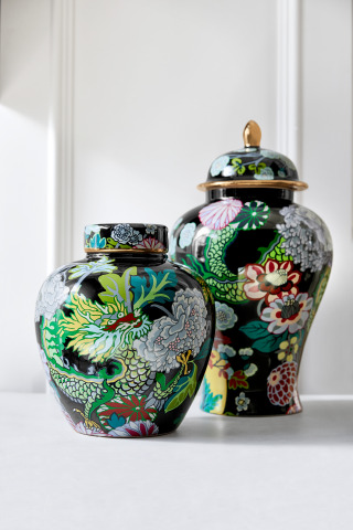 Schumacher by Williams Sonoma Home Ginger Jars (Photo: Business Wire)