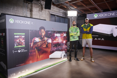 Anthony Davis and Ronnie 2K Unveil Special Edition Xbox One X NBA® 2K20 Console Bundle (Photo: Business Wire)
