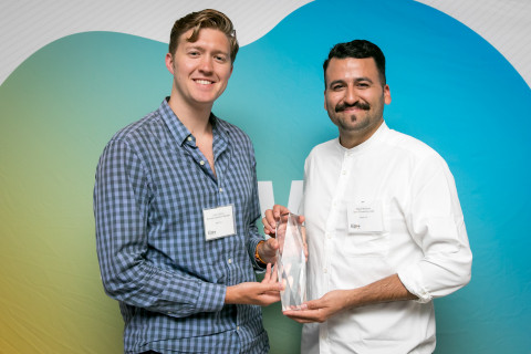 Left: Justin Graham, business operations manager, eero; Right: Miguel Martinez, order processing lead, eero (Photo: Business Wire)