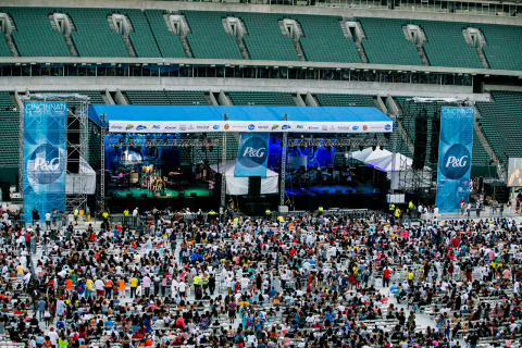 For the fifth consecutive year, The Procter & Gamble Company invites music lovers to unite and groove to the beat of their favorite artists during the Cincinnati Music Festival. (Photo: Business Wire)