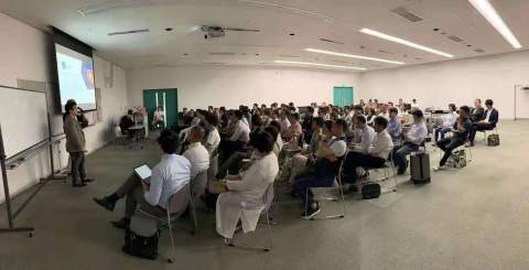 Seminar_in_Tokyo.jpg?download=1