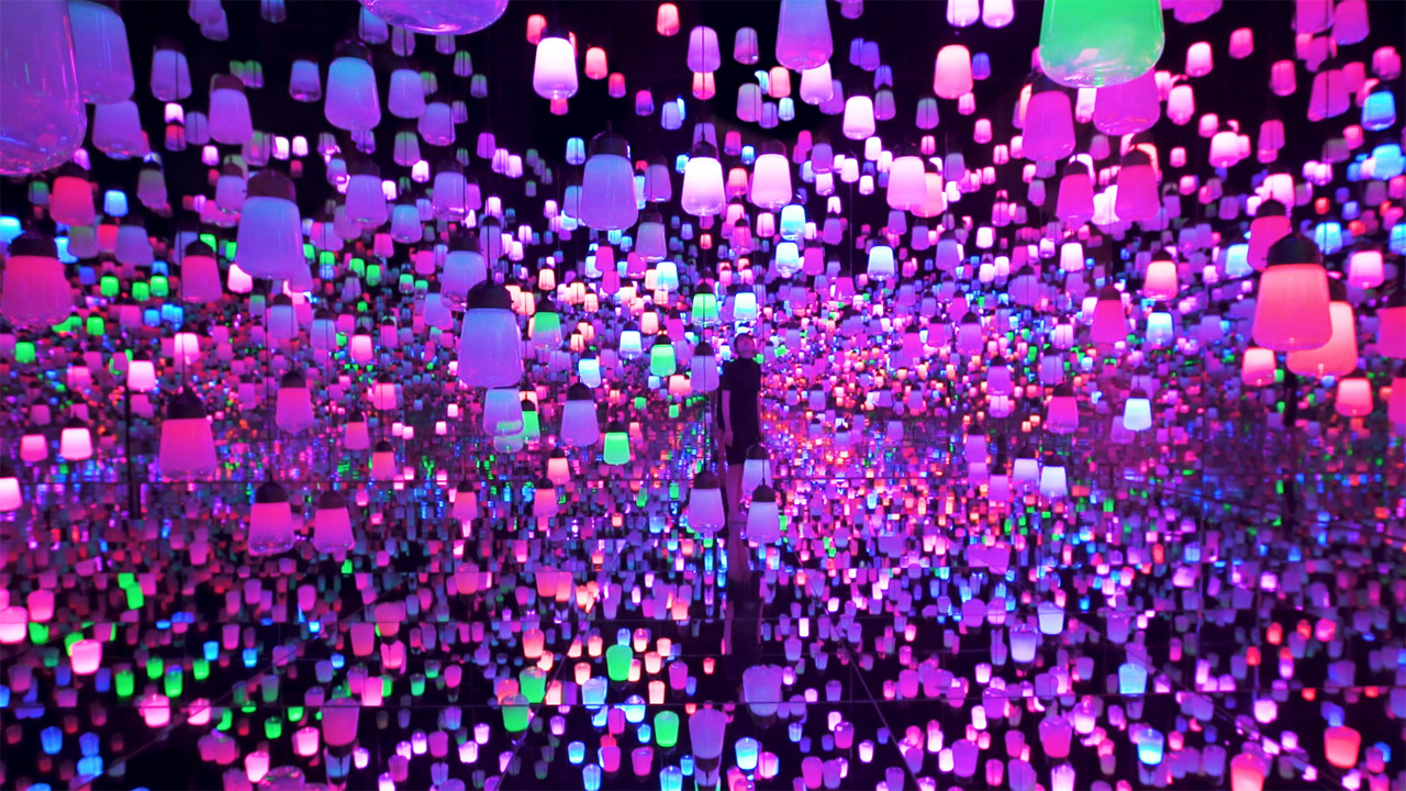 teamLab, Exhibition view of teamLab Borderless, 2018, Odaiba, Tokyo © teamLab