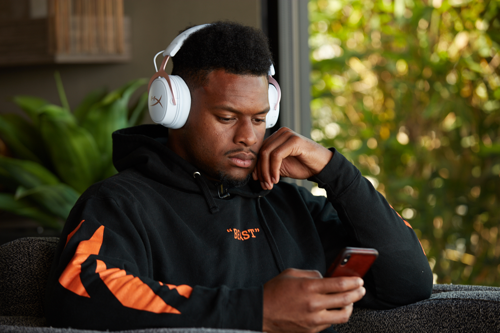 Hyperx Signs Juju Smith Schuster To A Two Year Lifestyle And Gaming Brand Ambassador Deal Business Wire