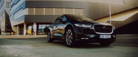 Jaguar Land Rover and ENGIE Lab CRIGEN team up to co-create and showcase IOTA-enabled Sustainable Energy Innovation at ENTRA's newly commissioned smart building. (Photo: Business Wire)