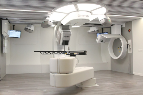 The MEVION S250i Proton Therapy System with the ImagingRing CBCT at Maastro Proton Therapy in the Netherlands. (Photo: Business Wire)