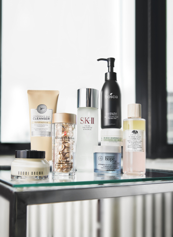 Macy’s incredible fall assortment of fashion, accessories, home and beauty is full of perfect pieces to make shoppers feel remarkable. Skincare by concern, $18-$229 (Photo: Business Wire)