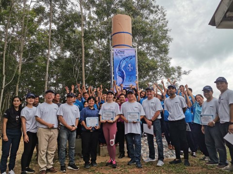 Watts employees, customers and Planet Water recently built two “AquaTowers” at two schools in Sa Kaeo that collectively provide 2,000 people with 20,000 liters of clean water daily. (Photo: Business Wire)