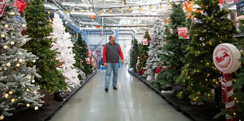 Walmart to deliver more items, savings and conveniences for customers and their families this holiday season. (Photo: Business Wire)