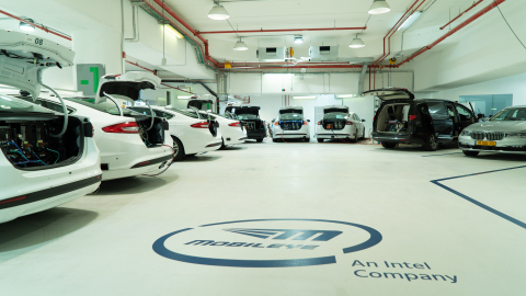 On Nov. 5, 2019, Mobileye will host its first Investor Summit since being acquired by Intel Corporation in 2017. The event will be held at Mobileye’s corporate headquarters in Jerusalem. A December 2018 photo shows Mobileye’s autonomous vehicle workshop in Jerusalem. (Credit: Mobileye)